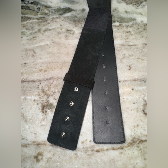 Anne Fontaine Patent & Calf Belt - Picture 3 of 16